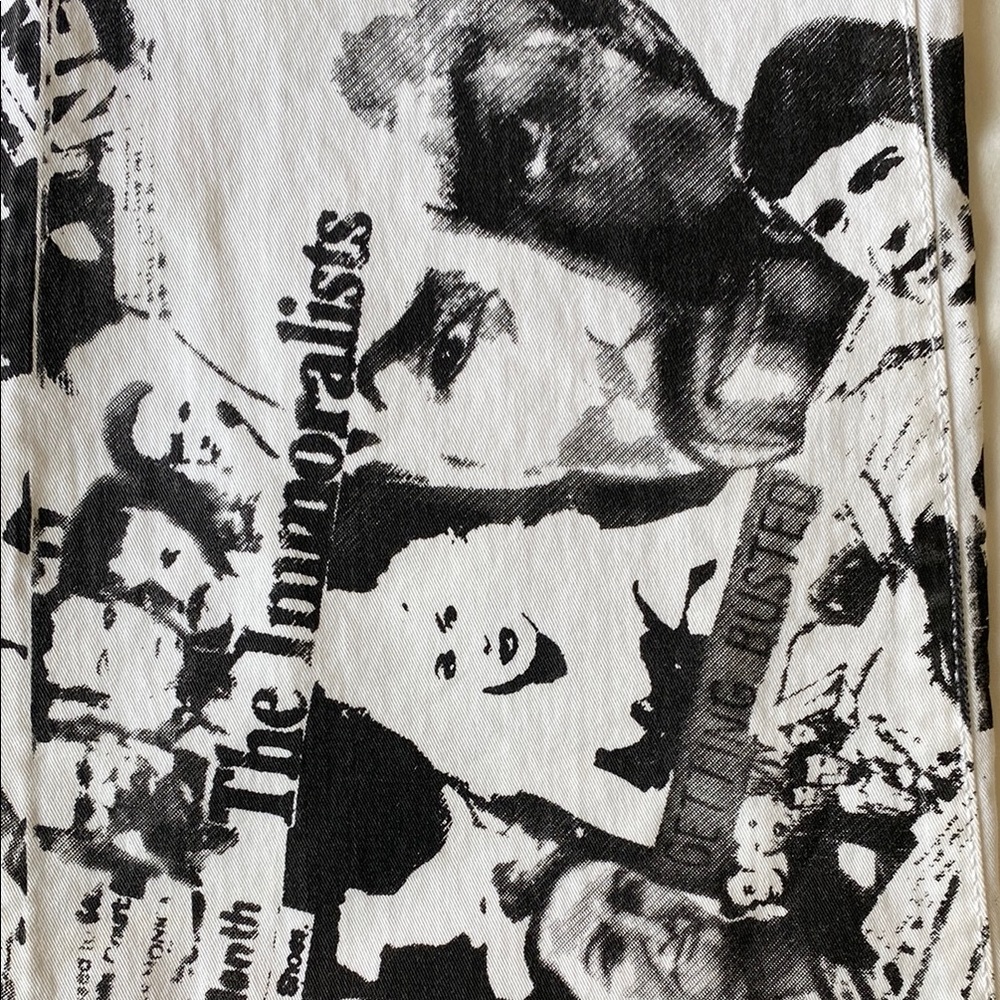 VINTAGE Y2K DOLCE & GABBANA R. BUDD DWYER NEWSPAPER PRINT JEANS  Size 26 - Picture 14 of 15